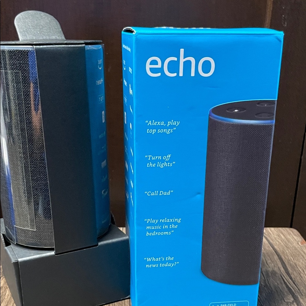 Echo Portable Speaker - Black and Blue